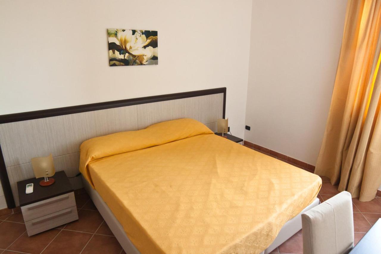 Ferienwohnung I Tre Pini Pollica Exterior foto